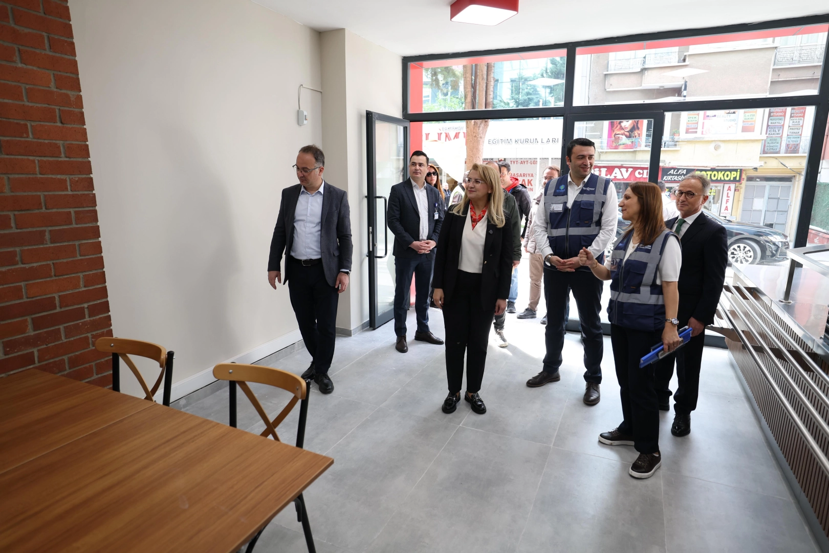 İstanbul’da Bakırköy Belediye Başkanı Doç. Dr. Ayşegül Ovalıoğlu, ilçede yapımı