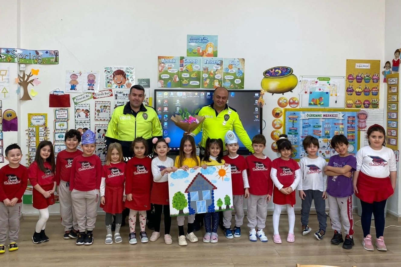 Karayolu Güvenliği ve Trafik Haftası kapsamında Bursa’da Gemlik İlçe Emniyet