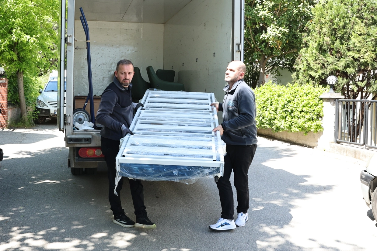 Bursa’da Nilüfer Belediyesi, hasta yatağından hasta bezine, çocuk bezinden manuel