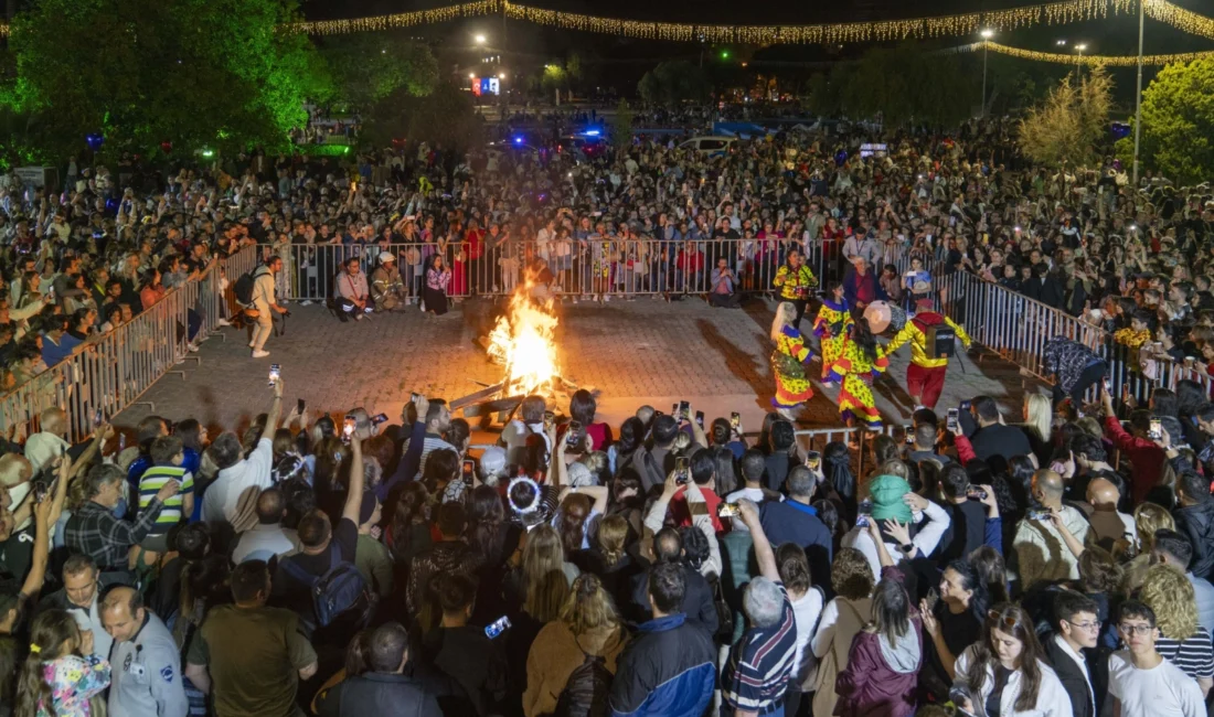 İzmir Büyükşehir Belediyesi, baharın başlangıcının, doğanın uyanışının sembolü Hıdırellez’i Kültürpark’ta