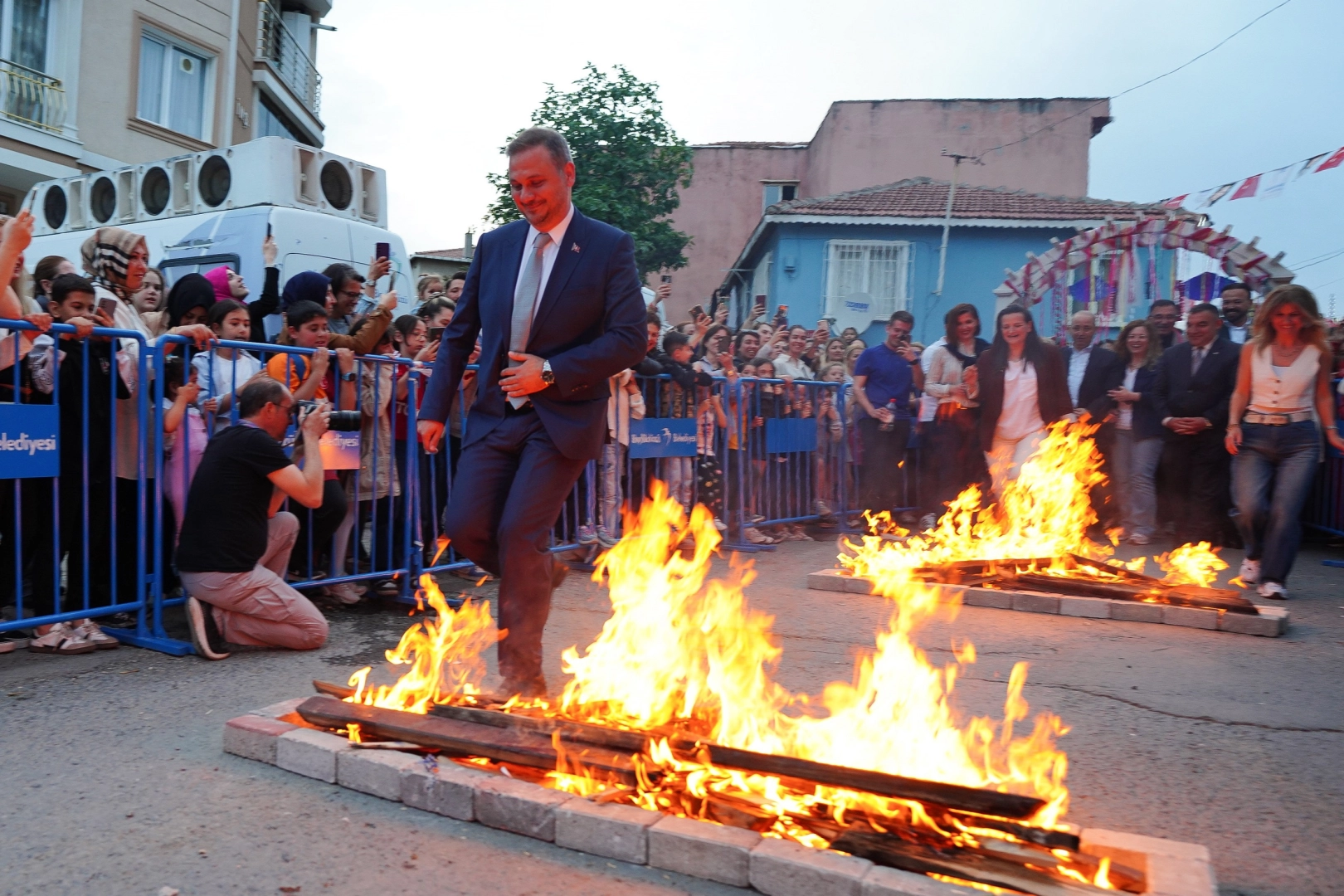 Baharın müjdecisi olarak kabul edilen Hıdırellez, İstanbul’da Beylikdüzü’nde 7. Geleneksel