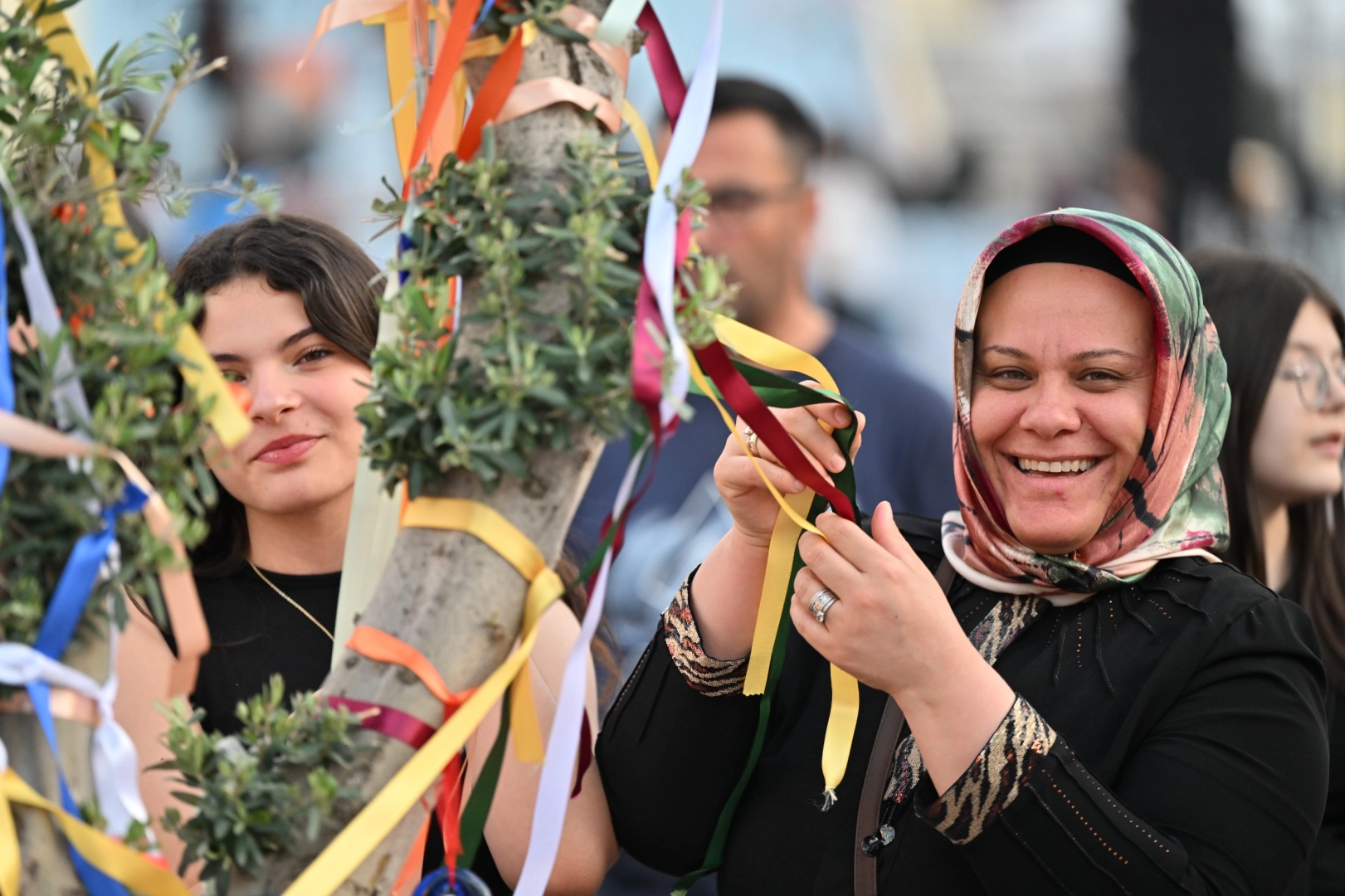 Baharın gelişi ve doğanın uyanışı olarak kabul edilen Hıdırellez, Manisa