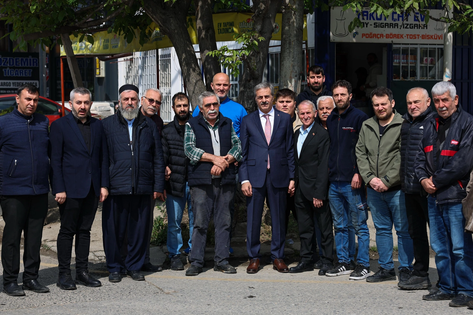 Sakarya Büyükşehir Belediye Başkanı Yusuf Alemdar, Artvin Sanayi’nde sanayi sitesi