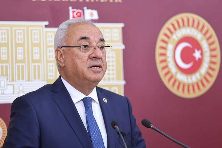 DSP Genel Başkanı Önder Aksakal, Terörsüz Türkiye hedefiyle ilgili net