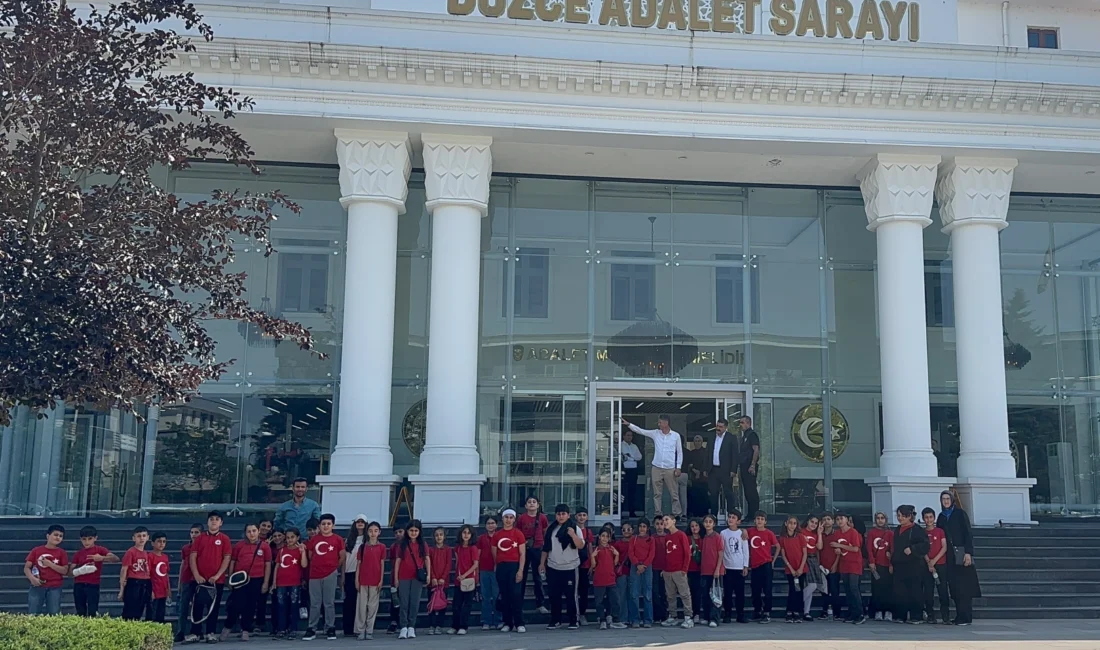 Rıza Malatyalı İlköğretim Okulu 4. sınıf öğrencileri, Düzce Adliyesi’ni ziyaret