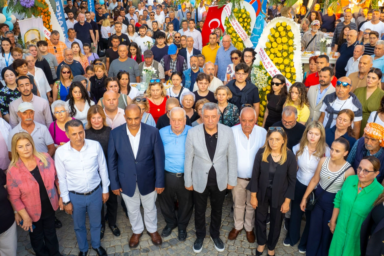 İzmir Güzelbahçe Belediyesi’nin 4’üncü Güzbel Cafesi halkın büyük ilgisiyle açıldı.