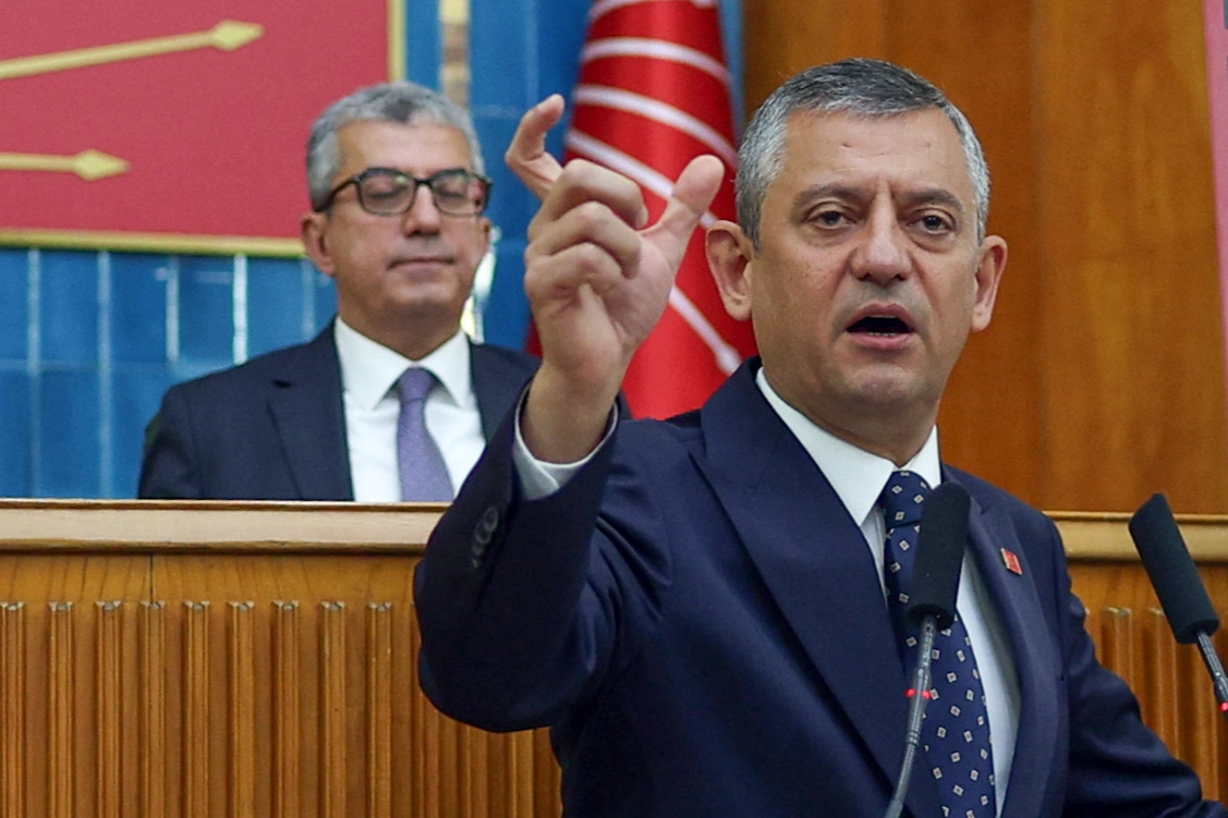 CHP Genel Başkanı Özgür Özel, emekli maaşları ve asgari ücretin