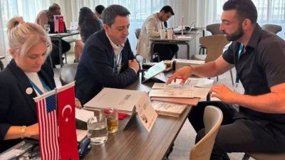 Ege Mobilya Kâğıt ve Orman Ürünleri İhracatçıları Birliği, Şikago’da düzenlenen