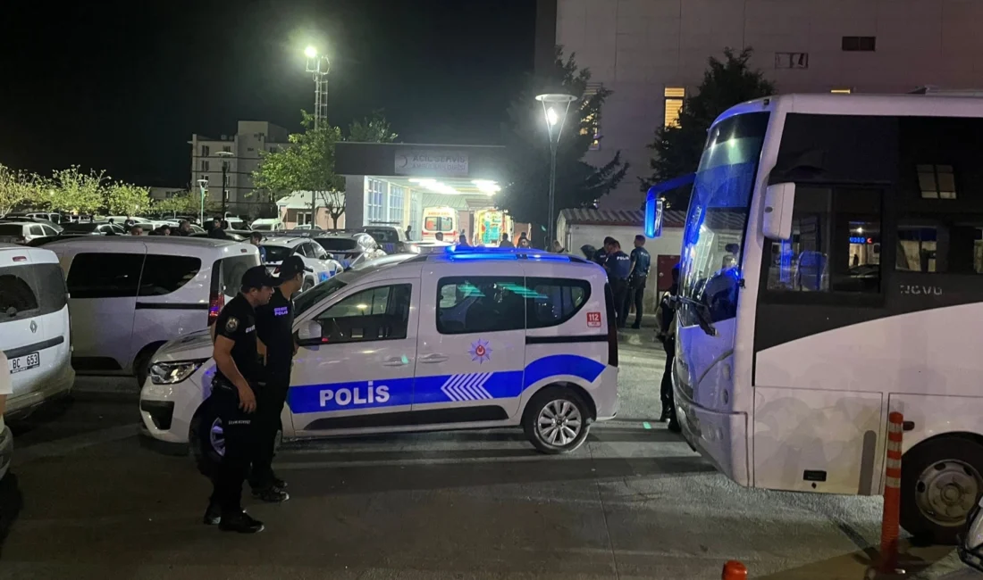 Adıyaman’ın Kahta ilçesinde iki grup arasında çıkan sözlü tartışma, kısa