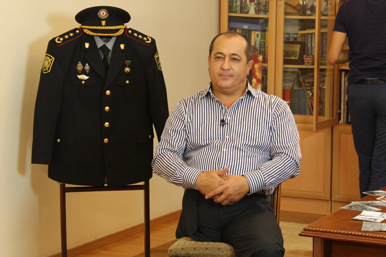 Azerbaycan Milli Kahramanlarını Tanıtma Kamu Birliği Başkanı Elşan Uluhanlı, Birinci