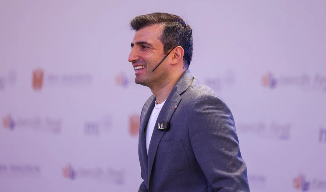 NeXT Sosyal platformunun kurucusu Selçuk Bayraktar, siyasi parti genel başkanlarını