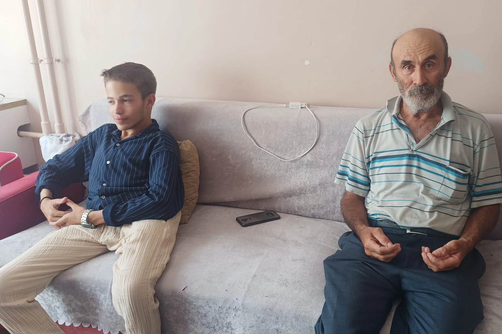 Keşan’da yaşayan Aytekin Demirden, doğuştan skolyoz, beyin şantı, omurga bozukluğu