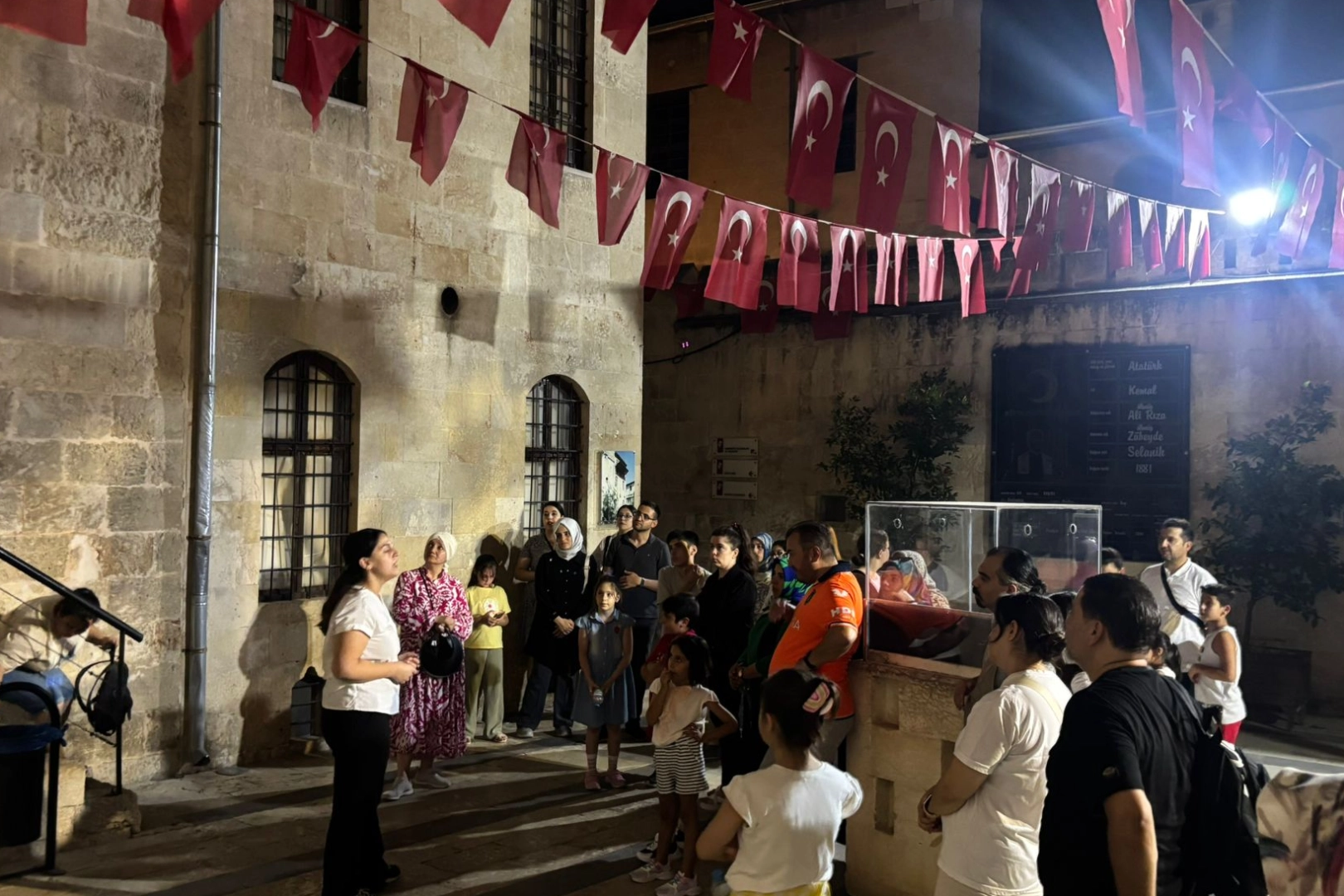 Gaziantep Büyükşehir Belediyesi müzelerinde, vatandaşların hem gezip hem öğrenmesi için