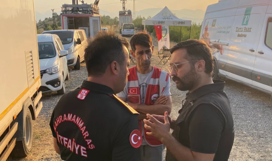 Kahramanmaraş’ın Onikişubat ilçesine bağlı Çamlıbel Mahallesi’nde meydana gelen orman yangınına