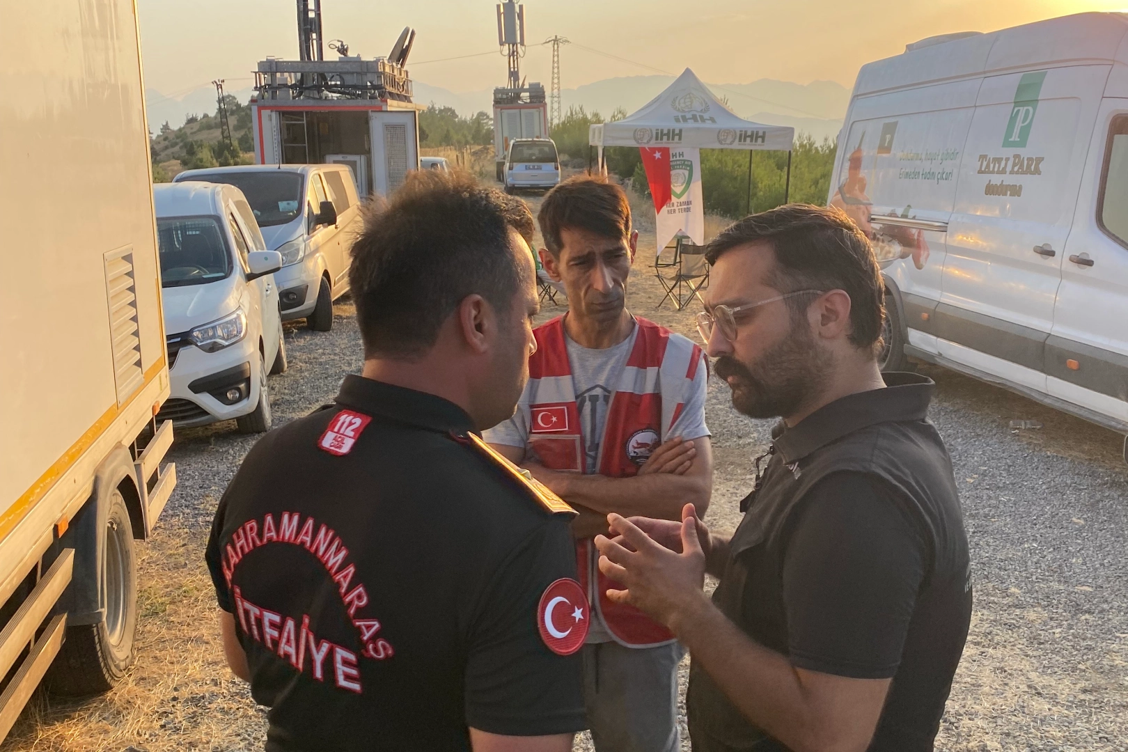 Kahramanmaraş’ın Onikişubat ilçesine bağlı Çamlıbel Mahallesi’nde meydana gelen orman yangınına