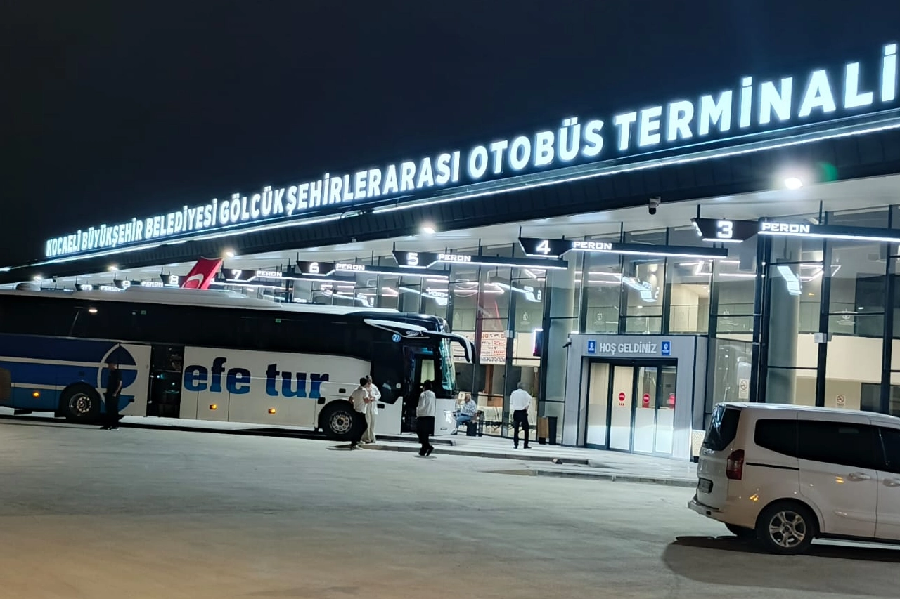 Kocaeli Büyükşehir Belediyesi tarafından Gölcük ilçesine kazandırılan 13 peronlu yeni