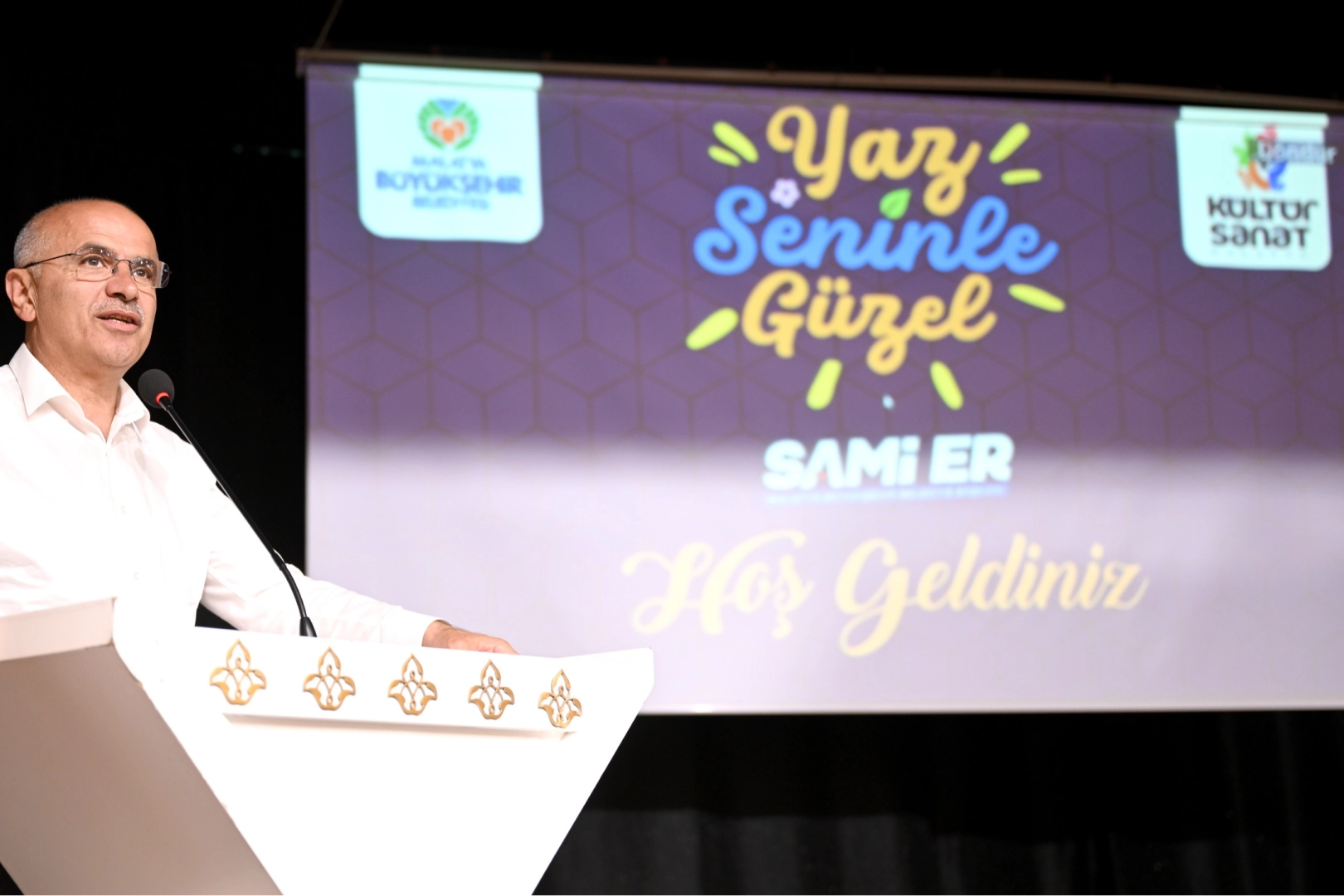 Malatya Büyükşehir Belediye Başkanı Sami Er Yatılı Hafızlık Kursu öğrencileriyle