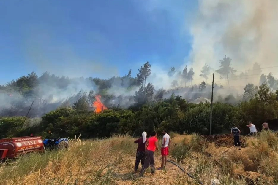 Muğla Büyükşehir Belediyesi tarafından kırsal mahallelere dağıtılan yangına ilk müdahale