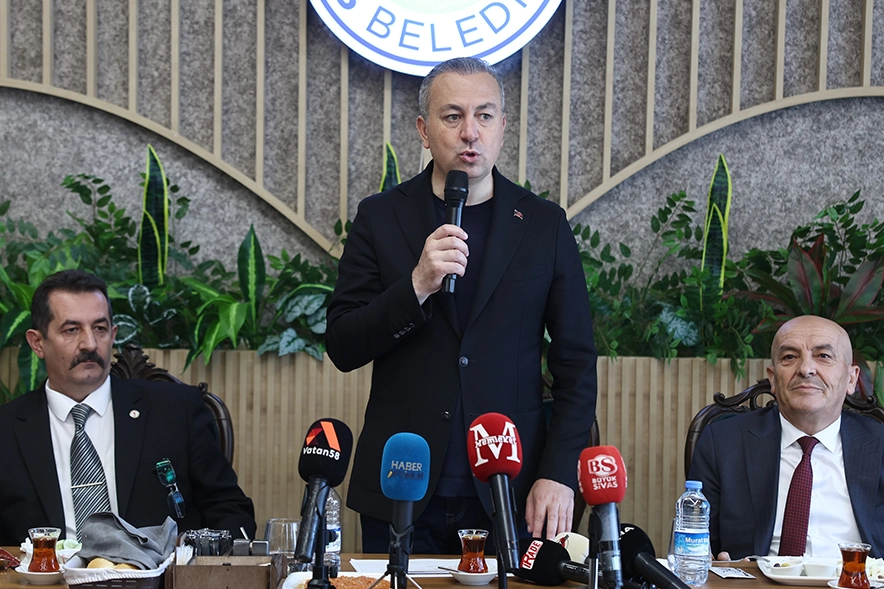 Sivas Belediye Başkanı Dr. Adem Uzun, 24 Temmuz Gazeteciler ve
