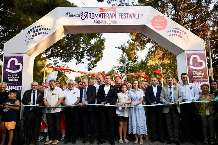 Balıkesir Büyükşehir Belediye Başkanı Ahmet Akın’ın vizyonuyla uluslararası boyuta taşınan