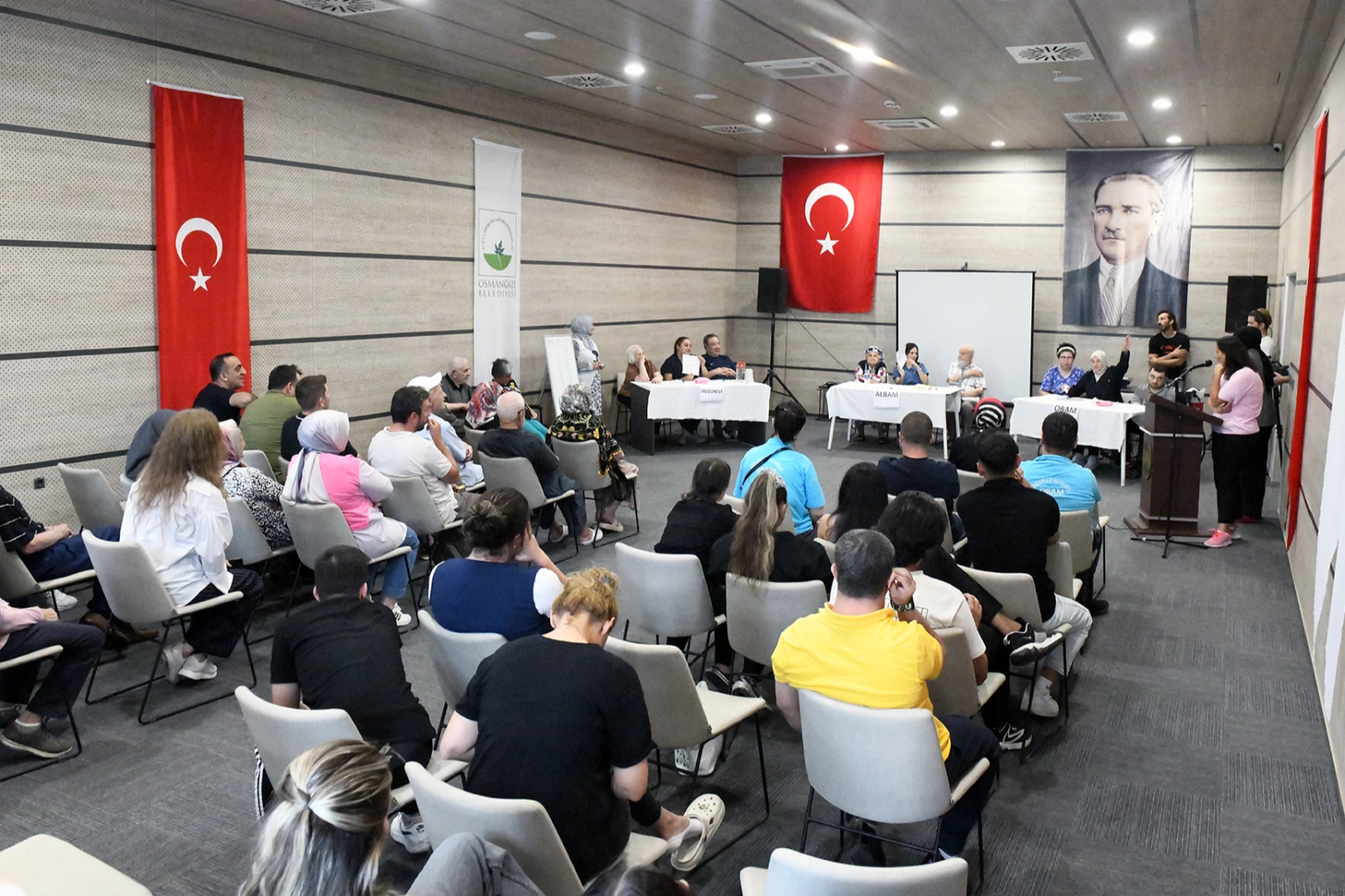 Osmangazi Belediyesi, sosyal projeleriyle hayatlara dokunmaya devam ediyor. BAREM’de düzenlenen