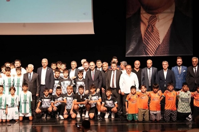 Bursa Gemlik Belediyespor, futbol altyapısında gösterdiği üstün performansla Gemlik’e büyük