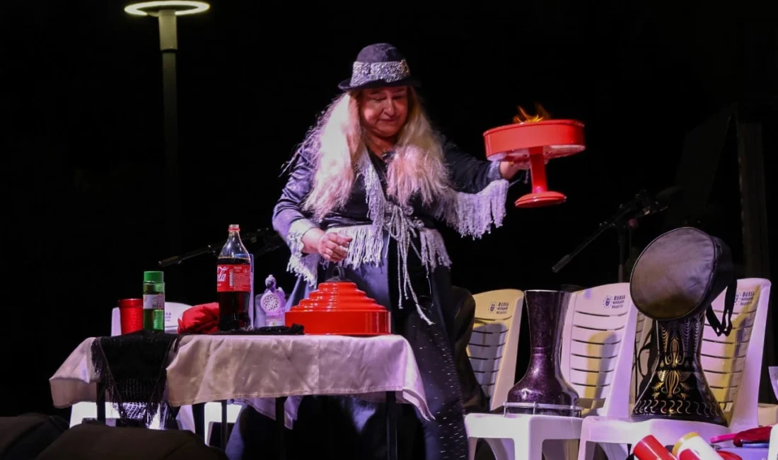 Bursa’nın Gemlik ilçesinde kültür sanat etkinliklerini mahallelere taşıyan belediye, son