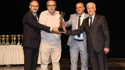 Bursa Amatör Spor Kulüpleri Federasyonu 2024-2025 Futbol Müsabakaları Kupa Töreni’nde