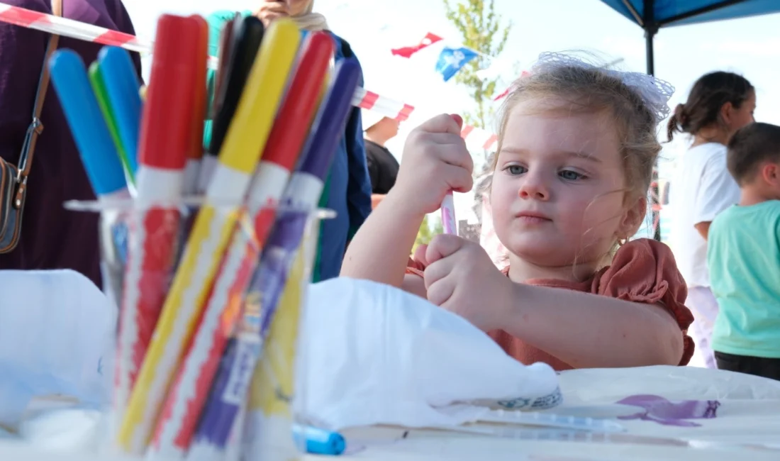 Kocaeli Büyükşehir Belediyesi’nin çocuklara ve ailelere yönelik düzenlediği “3. Çık