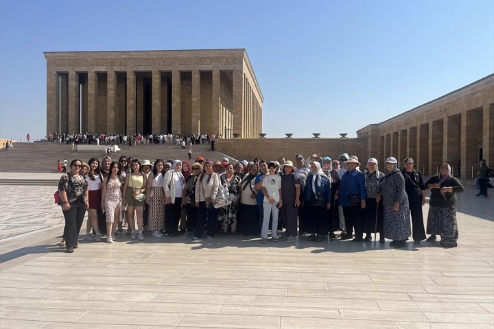 Acıpayam ilçesi Alaattin Mahallesi’nde yaşayan kadınlar, bugüne kadar hiç Anıtkabir’i