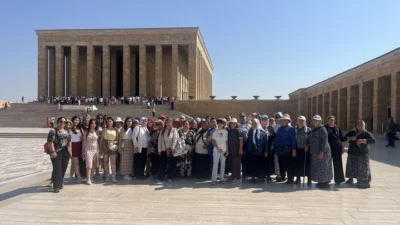 Denizli’nin Acıpayam ilçesi Alaattin Mahallesi’nde yaşayan kadınlar, bugüne dek hiç