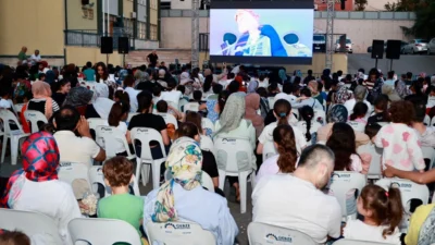Gebze Belediyesi’nin yaz akşamlarını renklendiren ve mahalleleri adeta açık hava