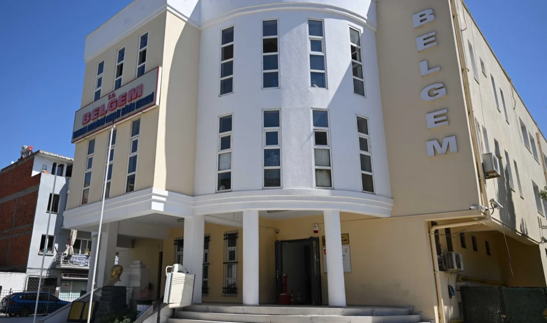 İzmir’de Bornova Belediyesi’nin ücretsiz eğitim desteği verdiği BELGEM, 2025-2026 Eğitim-Öğretim