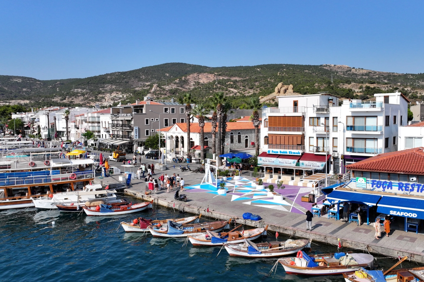 İzmir Büyükşehir Belediyesi tarafından başlatılan ve kamusal alanların daha nitelikli