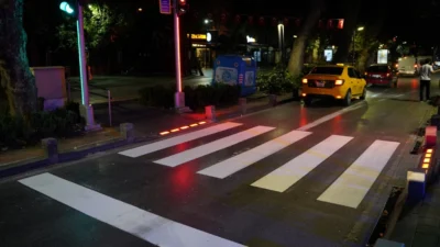 Kocaeli Büyükşehir Belediyesi, kent genelinde trafik güvenliğini artırmak amacıyla yaya