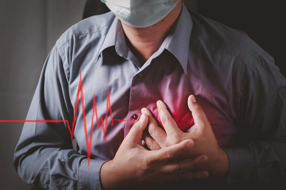 Kalp ve Damar Cerrahisi Uzmanı Dr. Ahmet Arif Ağlar, dünya