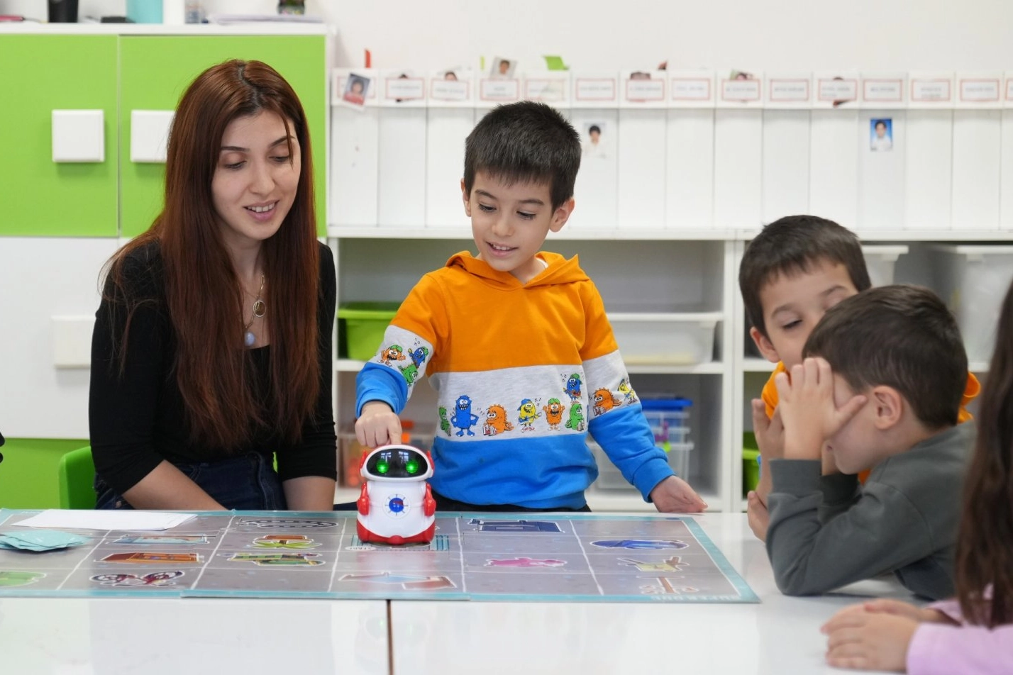 Millî Eğitim Bakanlığı, kadrolarında görev yapan öğretmenlerin 3-5 Eylül tarihleri