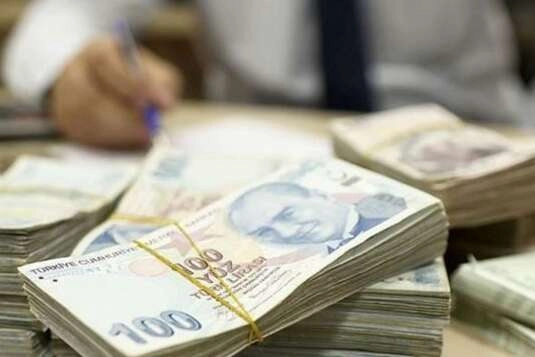 Memur zammı görüşmelerinde hizmet kollarında anlaşma sağlanırken, oransal zam konusunda