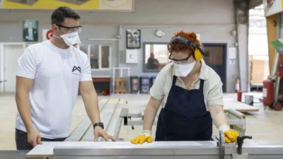 Mersin Büyükşehir Belediyesi Sosyal Hizmetler Dairesi Başkanlığı’na bağlı MERCEK Mesleki