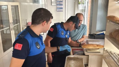 Muğla Büyükşehir Belediyesi Zabıta Ekipleri, halk sağlığını korumak amacıyla il