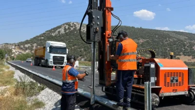 Yol güvenliğini artırmak için yatırımlarına devam eden Muğla Büyükşehir Belediyesi,