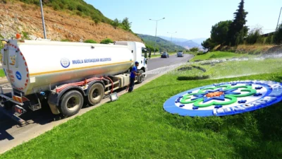 Muğla Büyükşehir Belediyesi, il genelinde vatandaşların dinlenebileceği, çocukların güvenle vakit