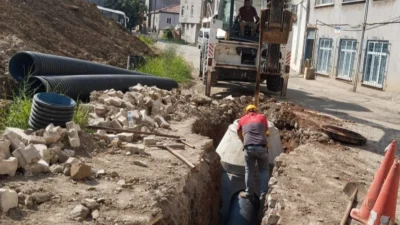Ordu Büyükşehir Belediyesi Fatsa ilçesi Şerefiye Mahallesi’nde yağmur suyu hattı