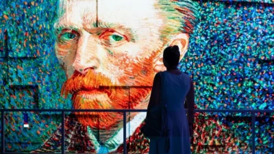 Türkiye’nin ilk tam kapsamlı Dijital Deneyim Merkezi, ressam Vincent Van
