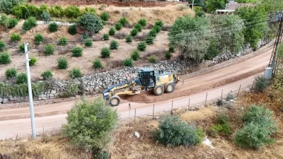 Büyükşehir Belediyesi, Antalya’nın kırsal bölgelerinde asfalt çalışmalarını tüm hızıyla sürdürüyor.
