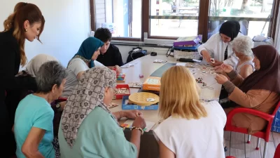 Antalya Büyükşehir Belediyesi’nin Alzheimer hasta ve hasta yakınlarına yönelik hizmet