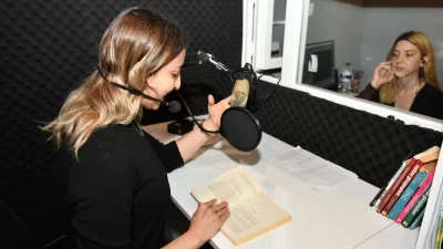 Antalya Muratpaşa Belediyesi ile Adalya Vakfı’nın 2023’te hayata geçirdiği “Kitaplar