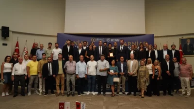 Arnavut İş İnsanları Derneği (ARNİAD) tarafından düzenlenen Ekonomi Buluşmaları serisinin