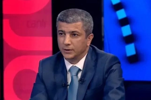 Adalet, Hukuk, Demokrasi (AHD) Partisi Yönetim Kurulu Üyesi ve siyasi