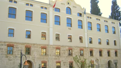 Bursa’nın tarihi simgelerinden Fabrika-i Hümayun, modern bir eğitim yuvası olarak